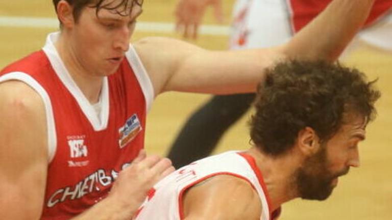 Basket A2, i giocatori dell'OraSì in isolamento fino al 27 novembre Basket A2, i giocatori dell'OraSì in isolamento fino al 27 novembre