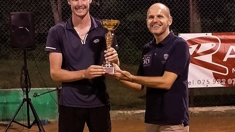 Tennis, Chapman vince il Memorial Campanacci a Cantiano Tennis, Chapman vince il Memorial Campanacci a Cantiano
