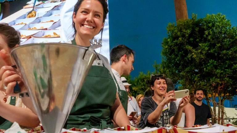 Venite a Rimini, noi siamo pronti: lo chef Bottura alza il sipario su Al Mèni - Gallery Venite a Rimini, noi siamo pronti: lo chef Bottura alza il sipario su Al Mèni - Gallery