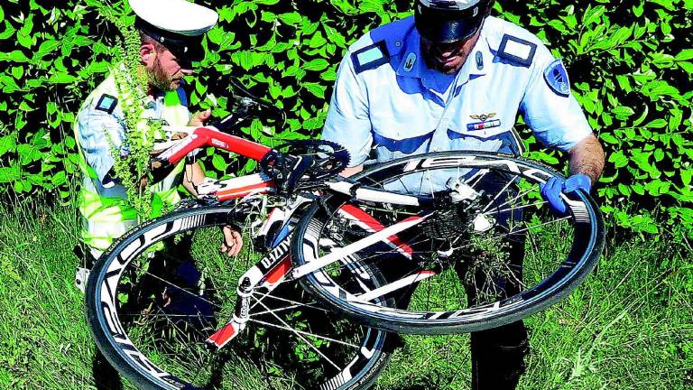 Scontro tra bici a Riccione, due feriti. Una 58enne portata al Bufalini Scontro tra bici a Riccione, due feriti. Una 58enne portata al Bufalini