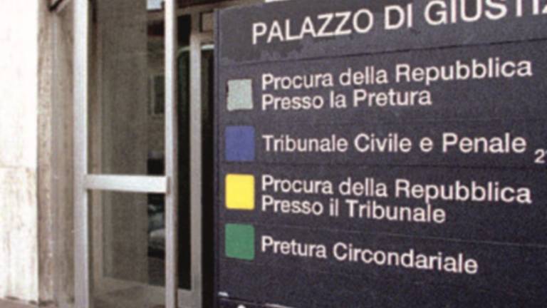 Dalle lamentele si passa alle denunce Dalle lamentele si passa alle denunce