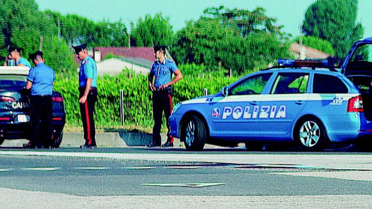 Rissa tra ragazzi, tre denunciati e un ferito Rissa tra ragazzi, tre denunciati e un ferito