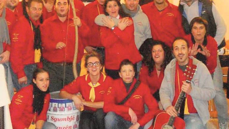 «Pasquelle d'estate per i turisti» «Pasquelle d'estate per i turisti»