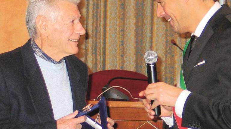 Omaggio ai 90 anni di Flavio Nicolini Omaggio ai 90 anni di Flavio Nicolini