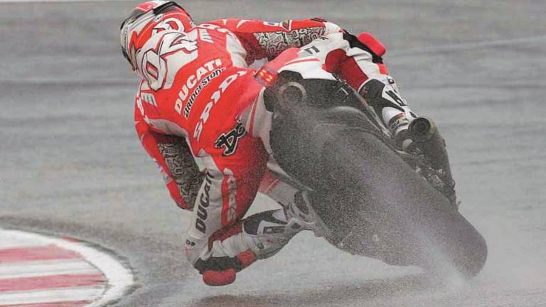 Pioggia protagonista nel venerdì di Misano Pioggia protagonista nel venerdì di Misano