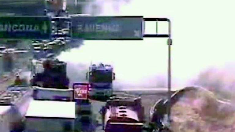 Tragedia in autostrada: muore un camionista Tragedia in autostrada: muore un camionista