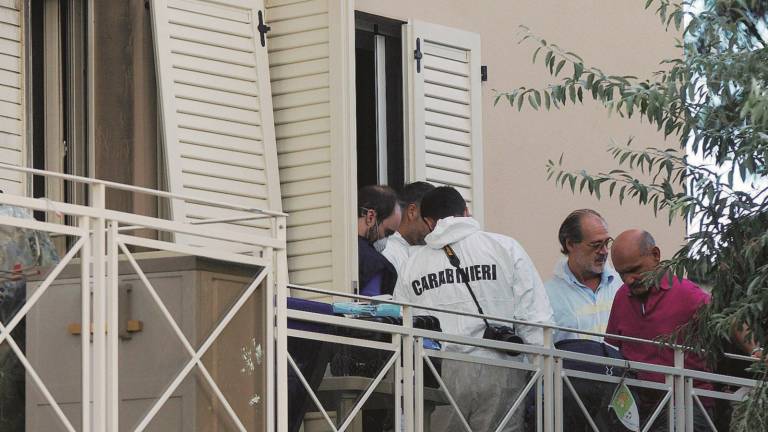 Tragedia in casa: mamma e bimbi morti afissiati Tragedia in casa: mamma e bimbi morti afissiati