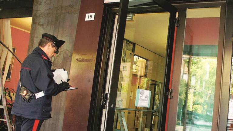 Furgone ariete: sparisce un bancomat Furgone ariete: sparisce un bancomat