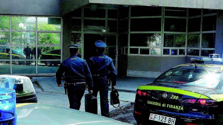 Due bar in mano alla 'ndrangheta Due bar in mano alla 'ndrangheta