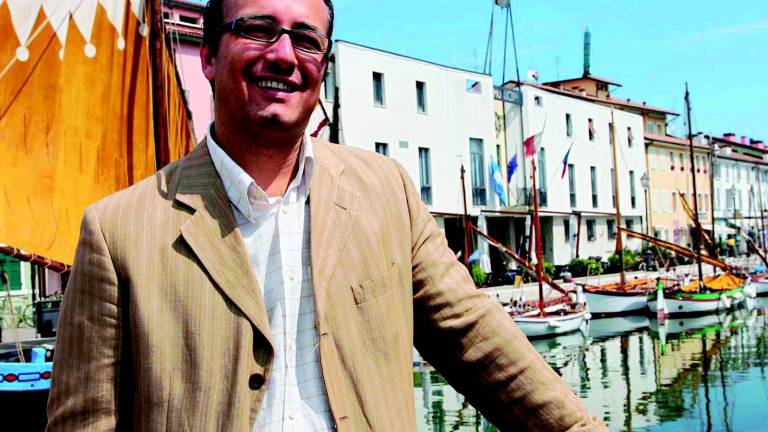 Cinque anni di litigi, beghe interne e tradimenti tra colpi bassi e prese di posizione tardive Cinque anni di litigi, beghe interne e tradimenti tra colpi bassi e prese di posizione tardive