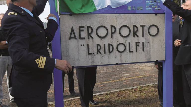 Alla festa degli 80 anni gelo fra Halcombe e il sindaco Drei Alla festa degli 80 anni gelo fra Halcombe e il sindaco Drei