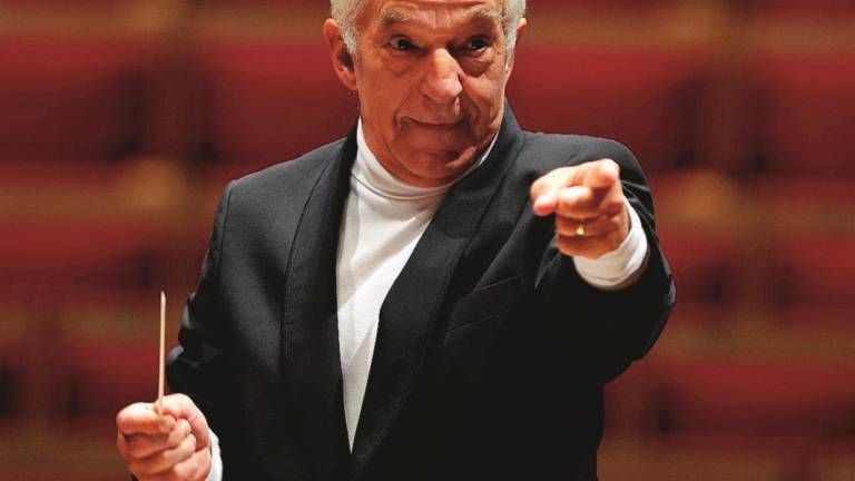 Ashkenazy festeggia i 25 anni dell'Accademia che ha fatto di Imola la capitale del pianoforte Ashkenazy festeggia i 25 anni dell'Accademia che ha fatto di Imola la capitale del pianoforte