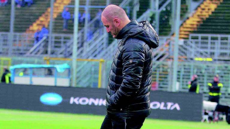 E' ufficiale: il Cesena ha esonerato Bisoli E' ufficiale: il Cesena ha esonerato Bisoli