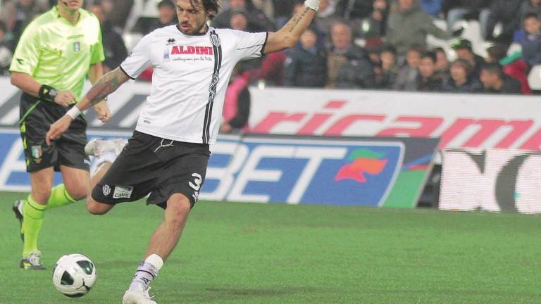 Il Cesena non molla Cascione Il Cesena non molla Cascione