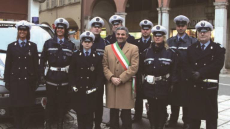 Meno tre alla divisione dei vigili Meno tre alla divisione dei vigili
