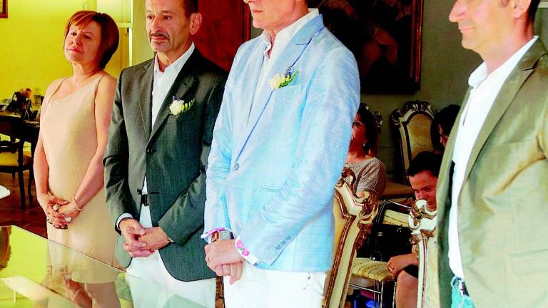Giovanni e Gianluca, uno storico sìper i diritti gay Giovanni e Gianluca, uno storico sìper i diritti gay