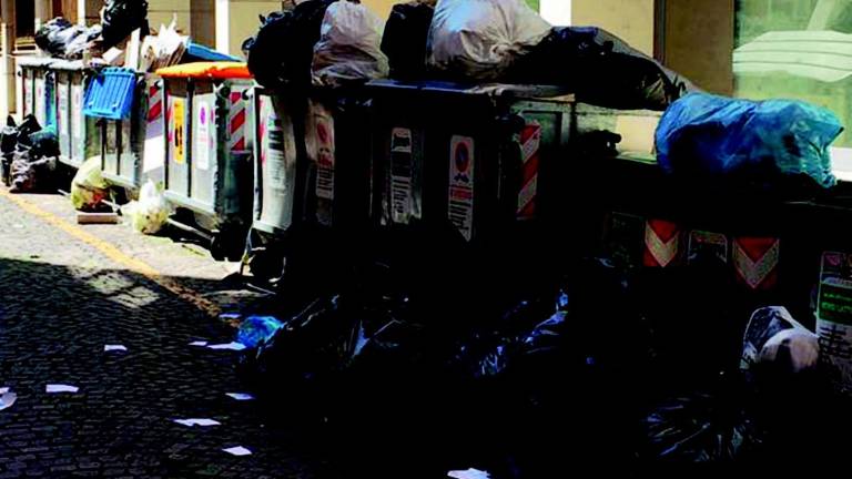 Caos rifiuti, ora indaga la Procura Caos rifiuti, ora indaga la Procura