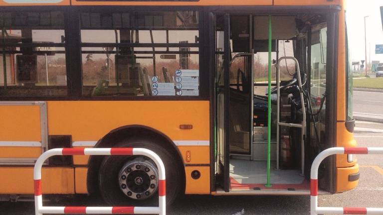 Ravenna, saltano 30 corse del bus per mancanza di autisti Ravenna, saltano 30 corse del bus per mancanza di autisti