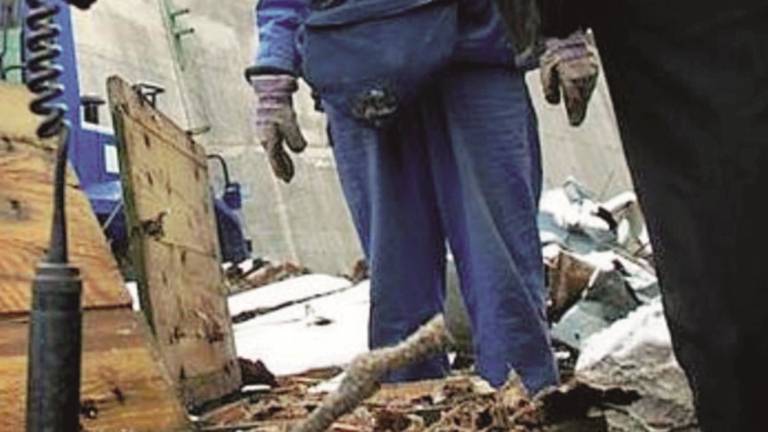Si ammala per l'uranio impoverito, Stato condannato al risarcimento Si ammala per l'uranio impoverito, Stato condannato al risarcimento