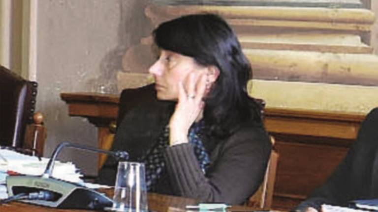 Gettoni capigruppo, il Comune scaricail segretario. Deciderà la Corte dei Conti Gettoni capigruppo, il Comune scaricail segretario. Deciderà la Corte dei Conti