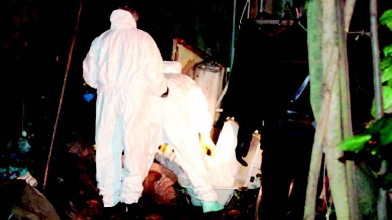 Due fratelli trovati morti in casa Due fratelli trovati morti in casa
