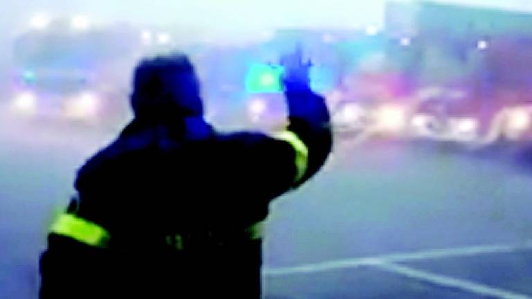 La pensione del caposquadra dei vigili del fuoco diventa virale La pensione del caposquadra dei vigili del fuoco diventa virale