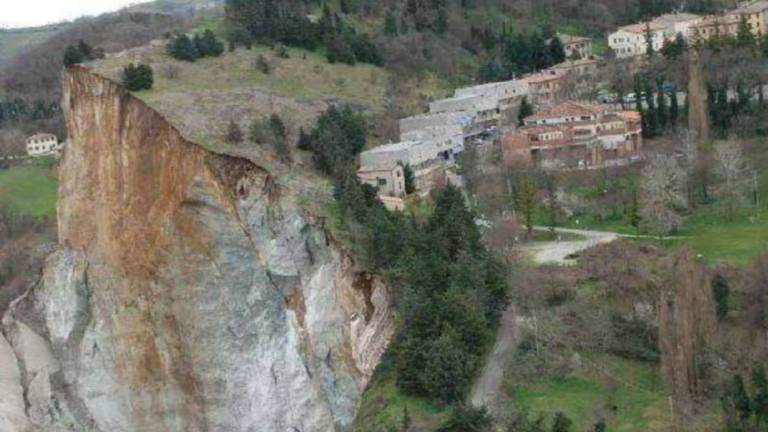 A San Leo famiglie col fiato sospeso A San Leo famiglie col fiato sospeso