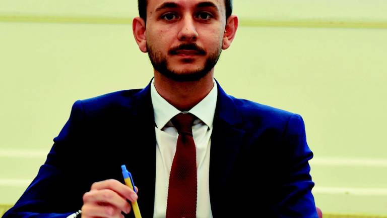 BERTINORO, PRIMARIA FRANCESCO ROSSI Rubano i computer alla scuola elementare BERTINORO, PRIMARIA FRANCESCO ROSSI Rubano i computer alla scuola elementare
