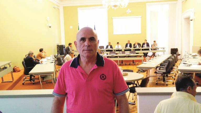 Castiglia a processo per stalking e disturbi contro il palazzo Castiglia a processo per stalking e disturbi contro il palazzo