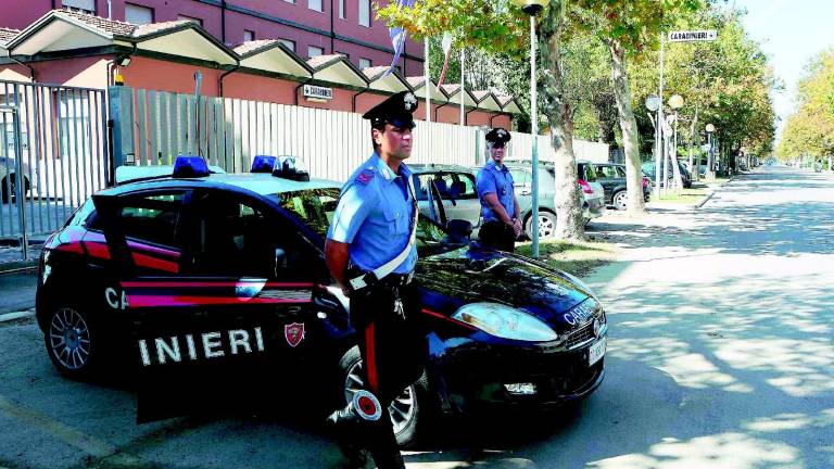 Atti osceni dal 2012: denunciato Atti osceni dal 2012: denunciato