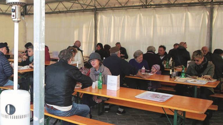 Il pesce fa festa con numeri da capogiro Il pesce fa festa con numeri da capogiro