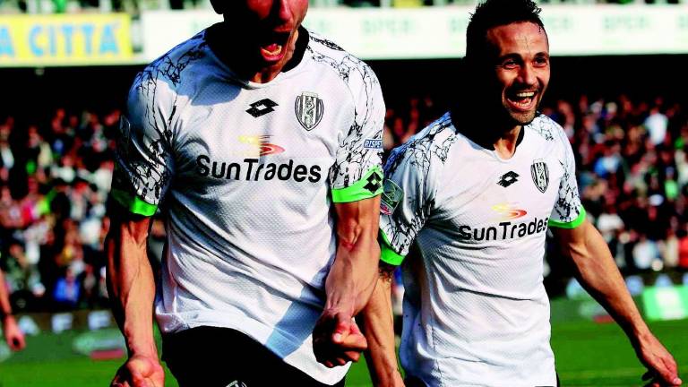 Il Cesena prenota il suo posto nei play-off Il Cesena prenota il suo posto nei play-off