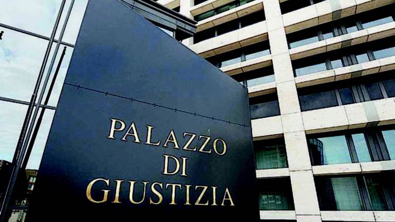 Incidente sul lavoro: si rompe il pene Incidente sul lavoro: si rompe il pene