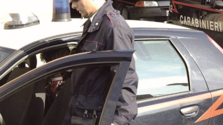 Furti e rapine in banche e supermercati: sgominata banda Furti e rapine in banche e supermercati: sgominata banda
