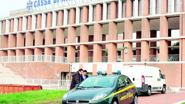 Carisp: notificati 17 avvisi di fine indagine Carisp: notificati 17 avvisi di fine indagine