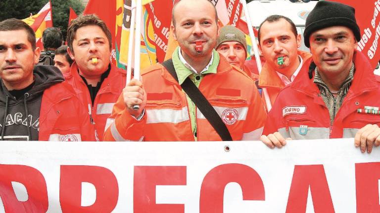 Cinquemila lavoratori rischiano di restare a casa Cinquemila lavoratori rischiano di restare a casa