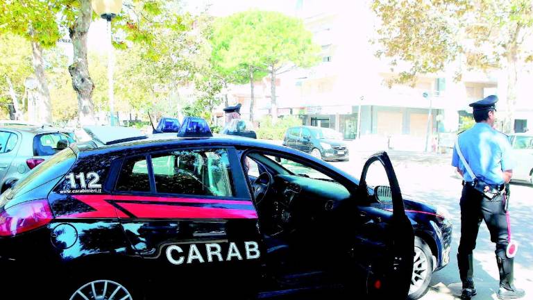 Grimaldelli e buoni carburante: denunciati Grimaldelli e buoni carburante: denunciati