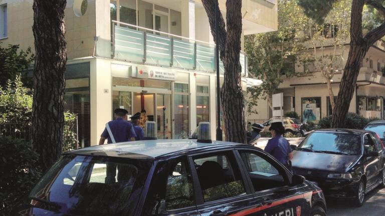 Tenta il colpo in 4 banche: arrestato Tenta il colpo in 4 banche: arrestato