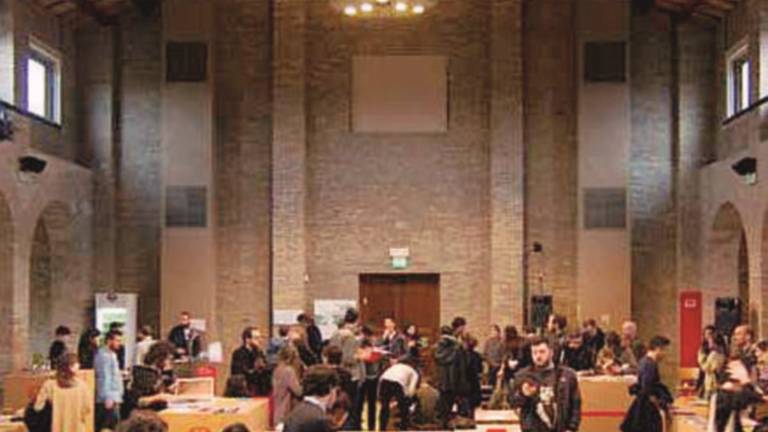 Il libro, quel ricercatooggetto di design Il libro, quel ricercatooggetto di design