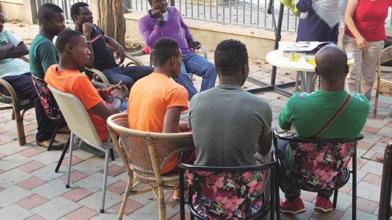 La fuga di 11 profughi scontenti La fuga di 11 profughi scontenti