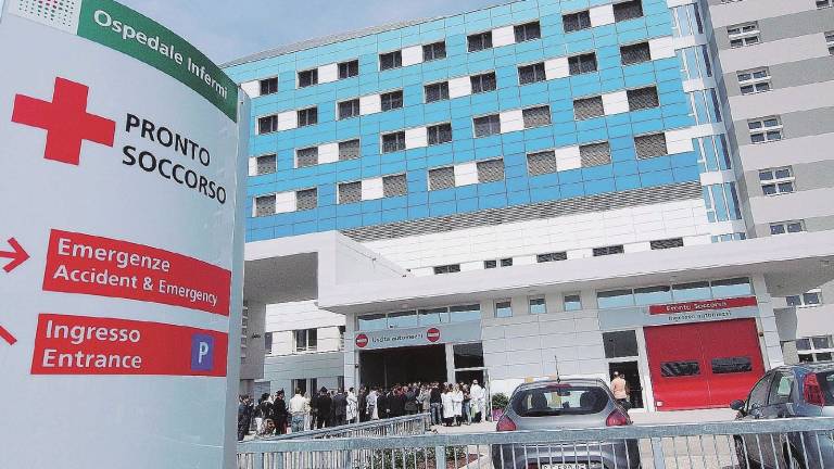 Scende dal letto e si accascia: morte improvvisa a cinque anni Scende dal letto e si accascia: morte improvvisa a cinque anni