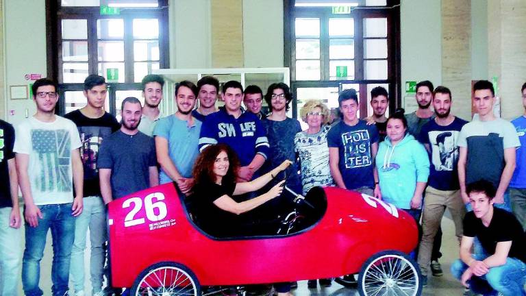 Gli studenti diventano piloti-pedalatori Gli studenti diventano piloti-pedalatori
