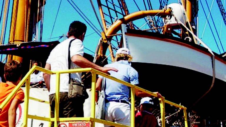 Una cittadella del mare per il raduno dei Marinai d'Italia Una cittadella del mare per il raduno dei Marinai d'Italia