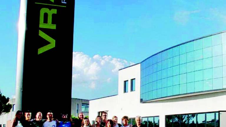 La Juventus veste Valentino (Rossi): la Vr46 sigla un accordo commerciale per produrre tutto il merchandising La Juventus veste Valentino (Rossi): la Vr46 sigla un accordo commerciale per produrre tutto il merchandising
