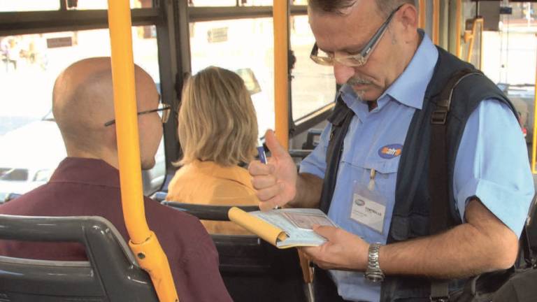 Aumentano i biglietti dell'autobus Aumentano i biglietti dell'autobus