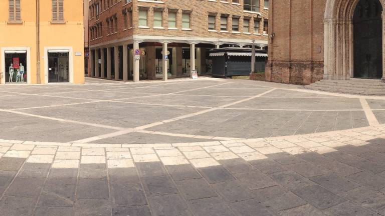 Corso Mazzini e piazza sotto i ferri Corso Mazzini e piazza sotto i ferri