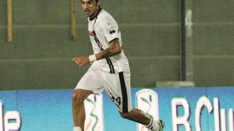 Un combattivo Cesena raccoglie un punto a Bari Un combattivo Cesena raccoglie un punto a Bari