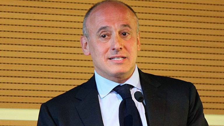Solo l'export salva le imprese Solo l'export salva le imprese