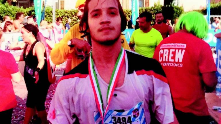 Matteo stava male e gli amici andavano a prendere la coca Matteo stava male e gli amici andavano a prendere la coca