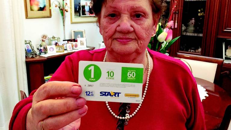Raffica di multe sui bus, stangata per una 80enne Raffica di multe sui bus, stangata per una 80enne
